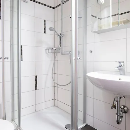 Badeweg 4 Strandlaeufer 1 *