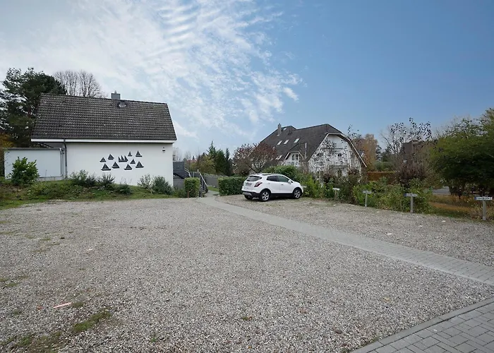 Badeweg 4 Strandlaeufer 1 *