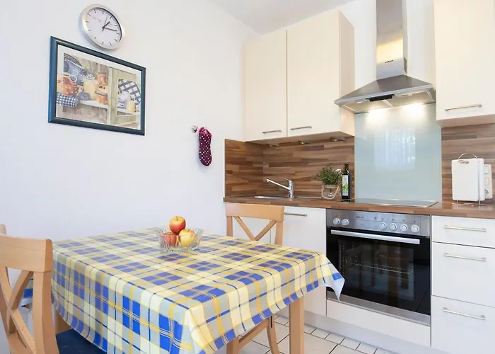 Badeweg 4 Strandlaeufer 1 *